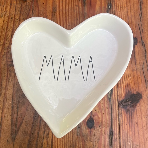 Rae Dunn Other - RAE DUNN Large “Mama” Heart Dish